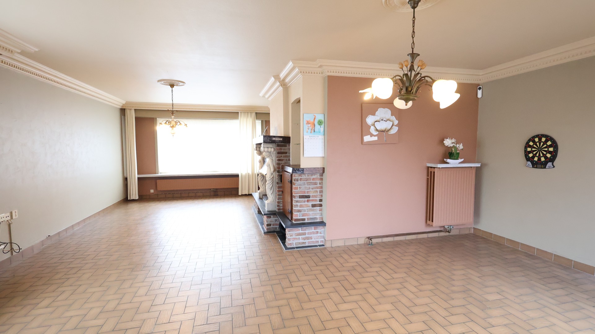 Halfopen huurwoning in het centrum van Izegem met garage - foto 5