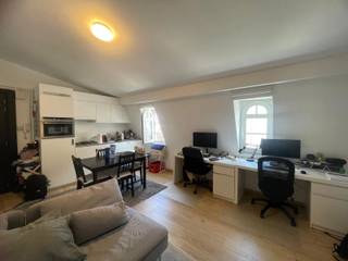 1-slaapkamer appartement op een uitstekende locatie in het hartje van Leuven.Het appartement is gelegen op de eerste verdieping en is voorzien van...