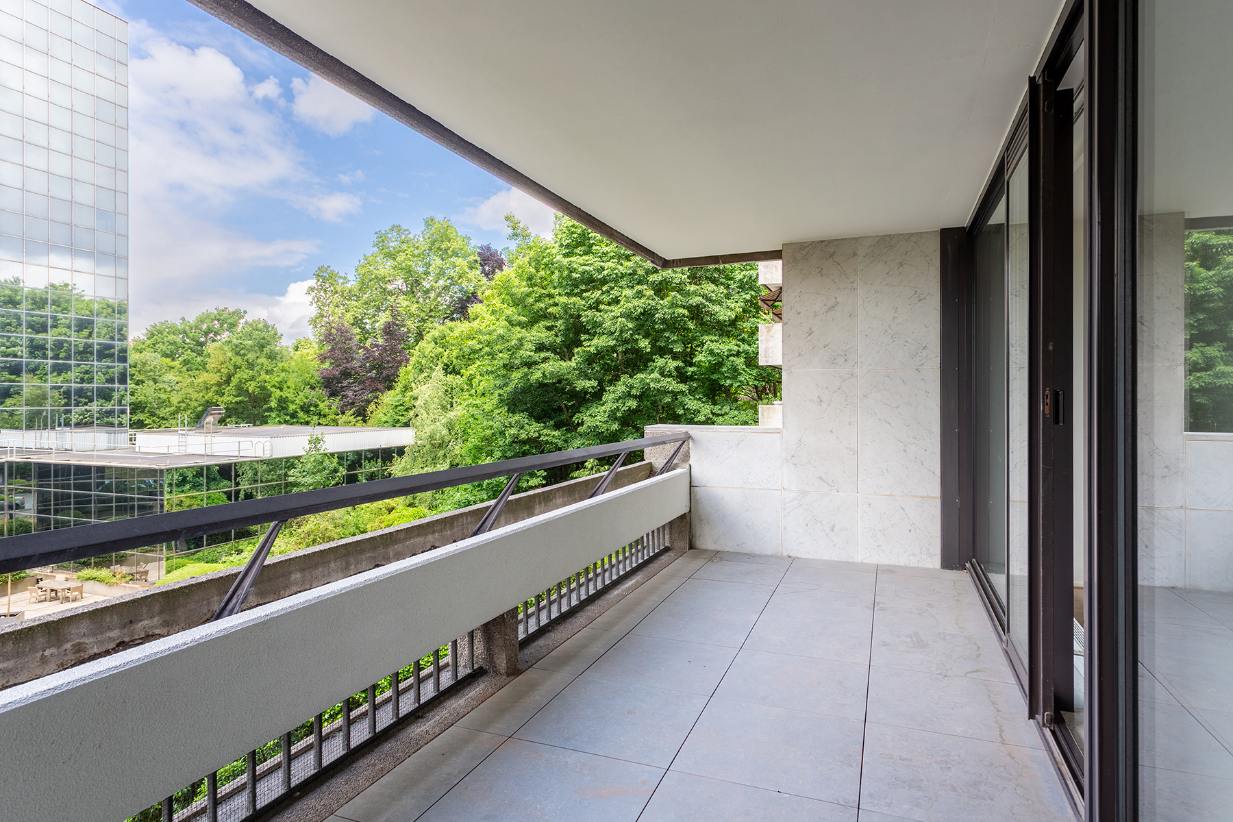 Apartment for sale in Antwerp with 2 bedrooms - photo 2