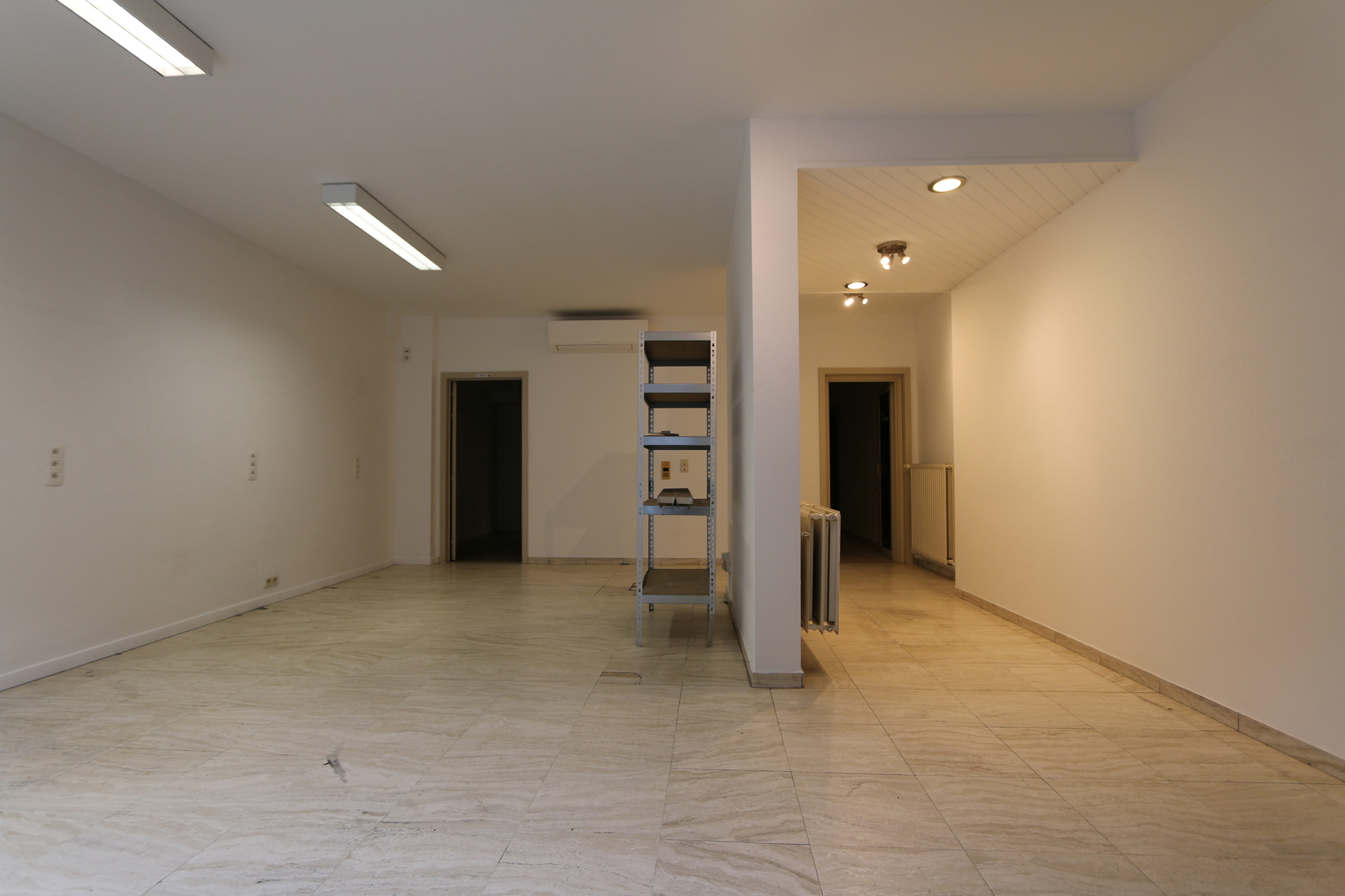 Commercial for rent in Tongeren-Borgloon - photo 5