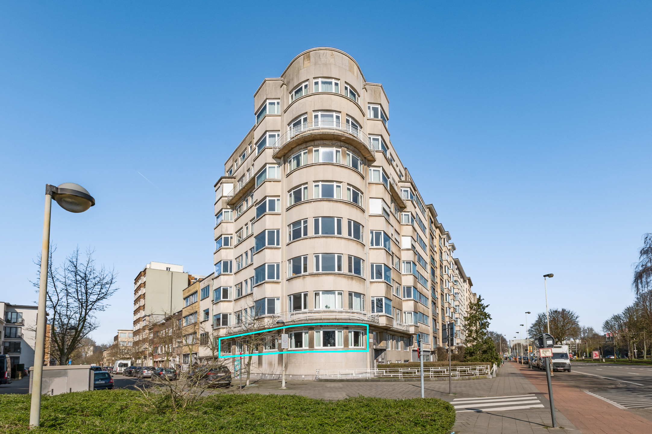 Apartment for sale in Antwerp with 3 bedrooms - photo 2