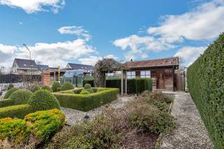 Voor meer info of een bezoek, bel 02 884 23 25 - Topo - Immo biedt u deze prachtige instapklare woning op een perceel van 15a44ca. Bij...