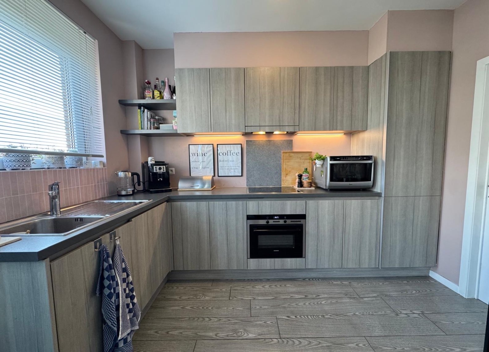 Appartement te koop in Merksem met 2 slaapkamers - foto 5