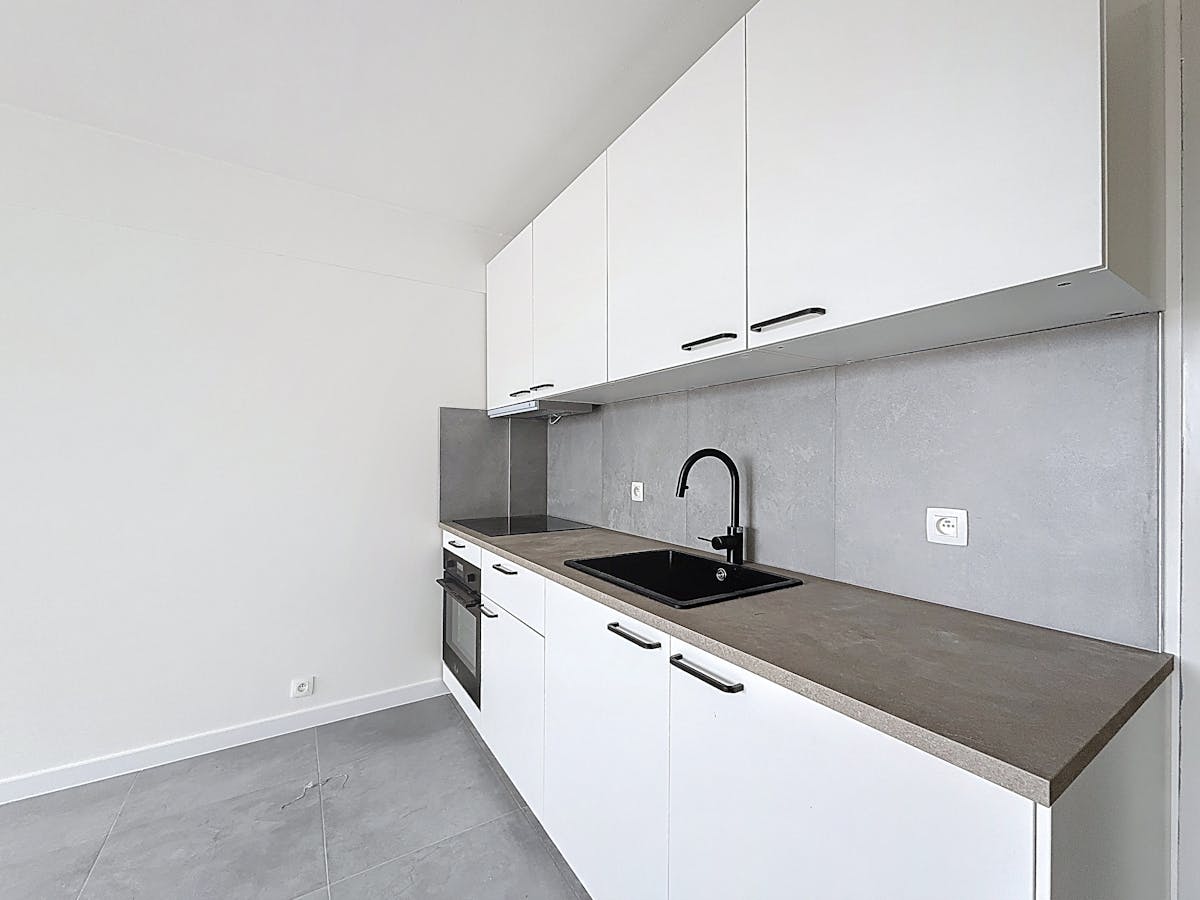 Renovated studio for rent in the center of Koksijde - photo 3