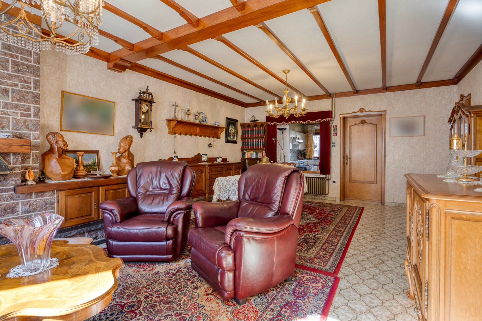 Woning met 3 slaapkamers en garage in het centrum van Meerhout ! - foto 3