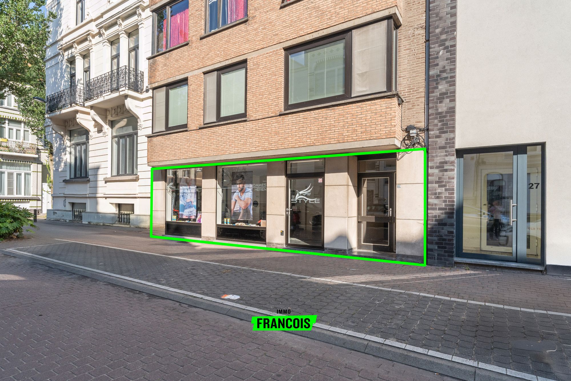 Commercieel pand op goed bereikbare ligging nabij centrum Oostende. - foto 1