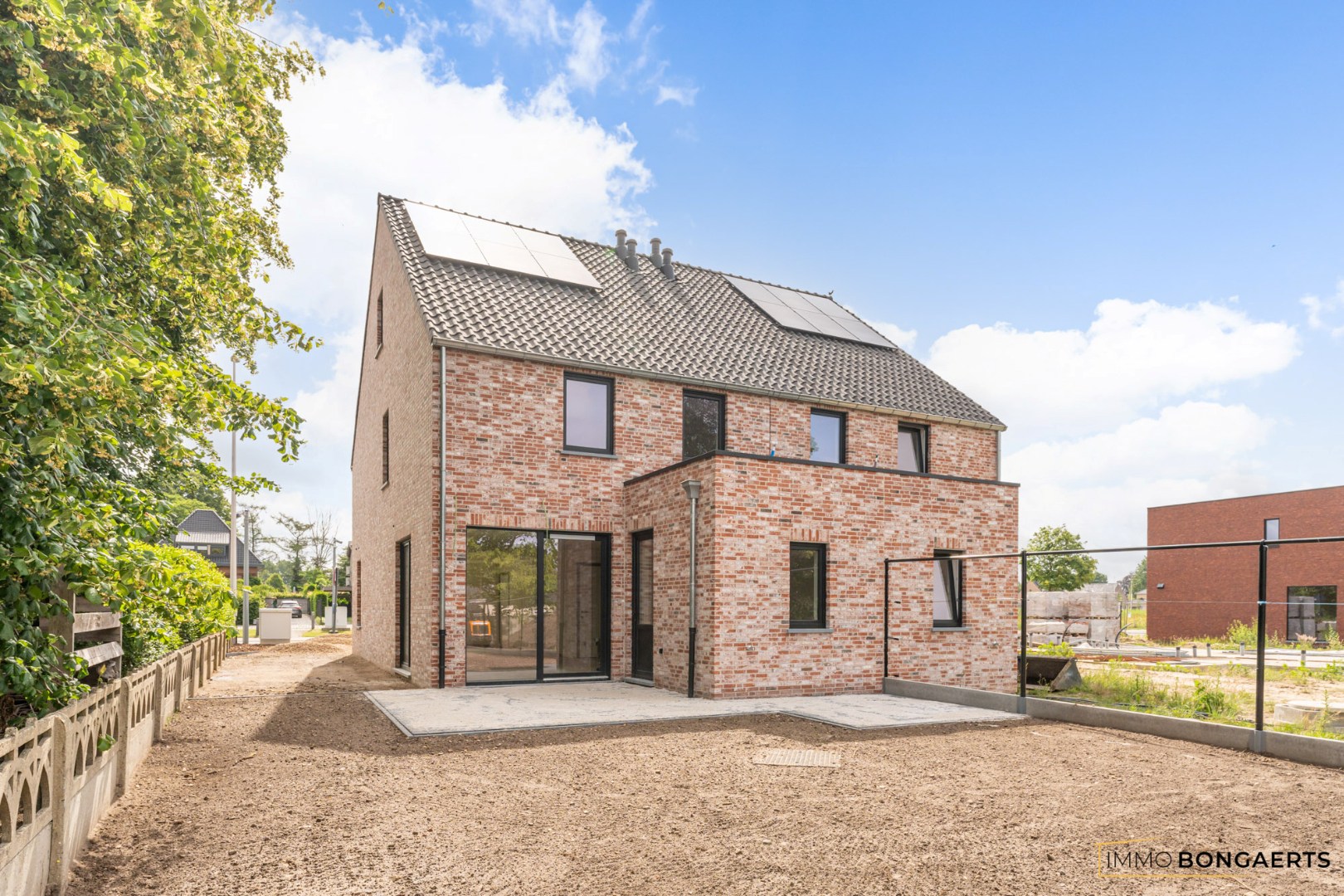 Nieuwbouwwoning met 4 slaapkamers - foto 2
