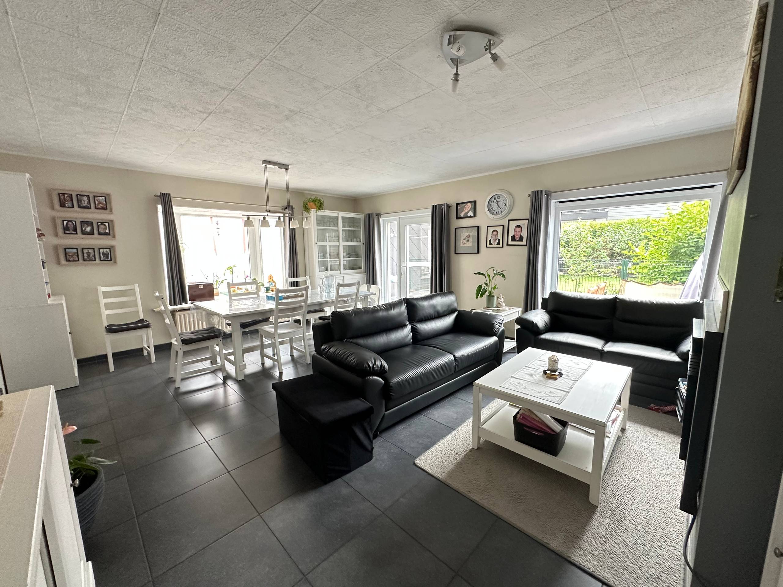 Woning met 5 kamers + garage en tuin - foto 4