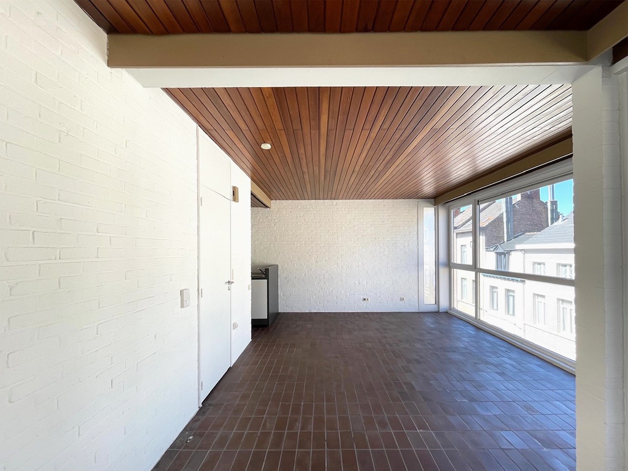 Verzorgde studio met balkon op centrale ligging - foto 4