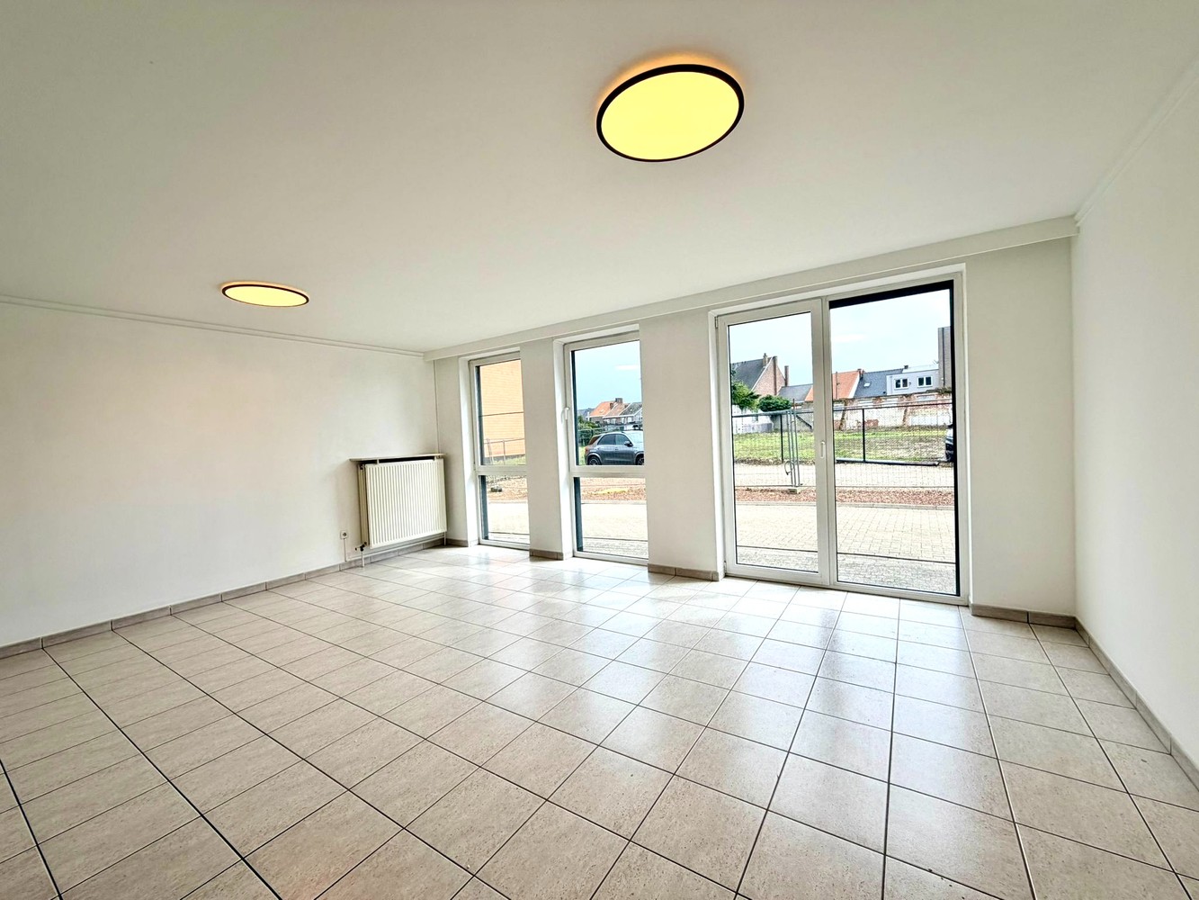 Gelijkvloers appartement met 2 slaapkamers en parking te huur in het centrum van Lanaken - foto 5