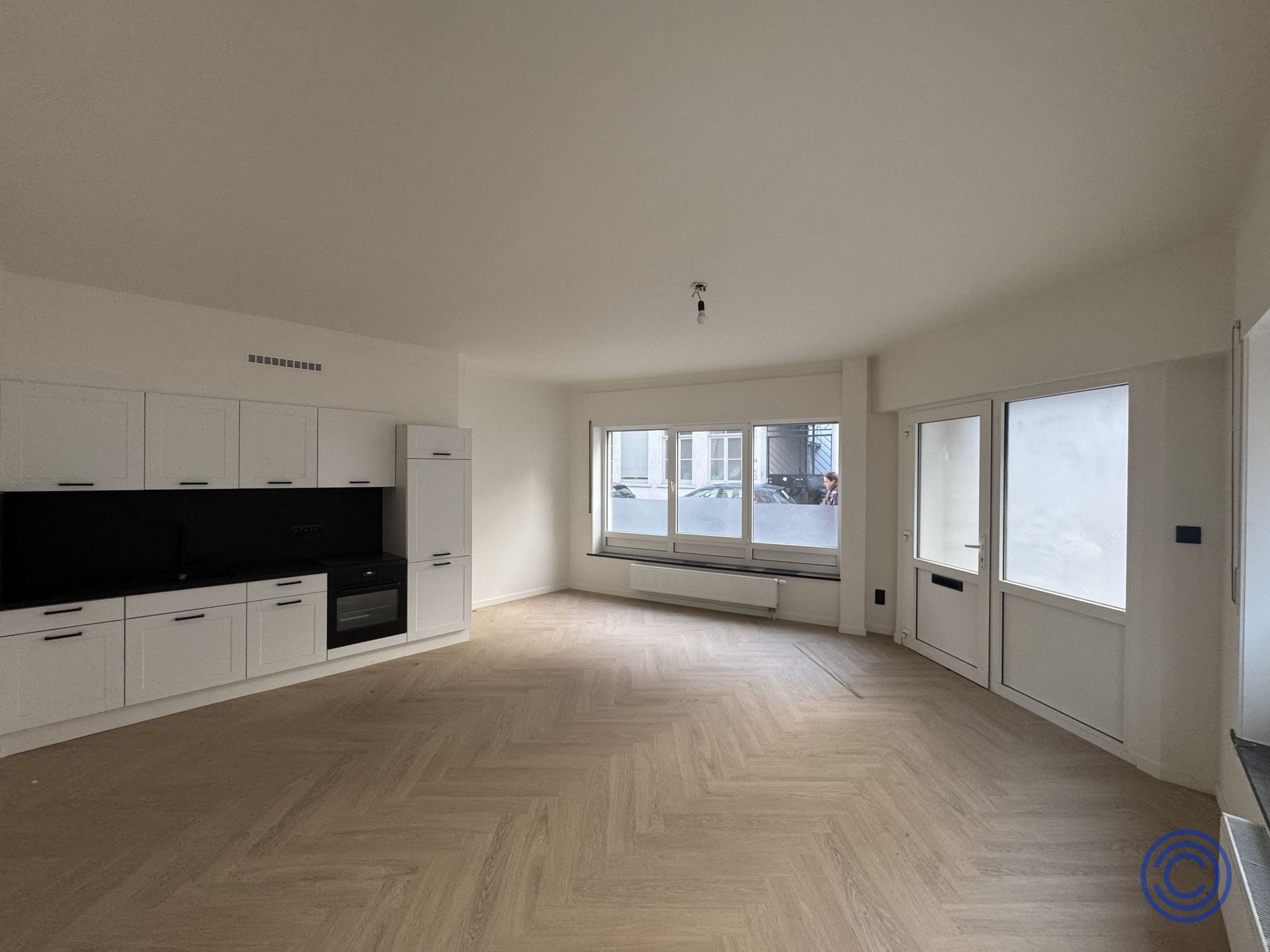 Apartment for sale in Antwerp with 1 bedroom - photo 2