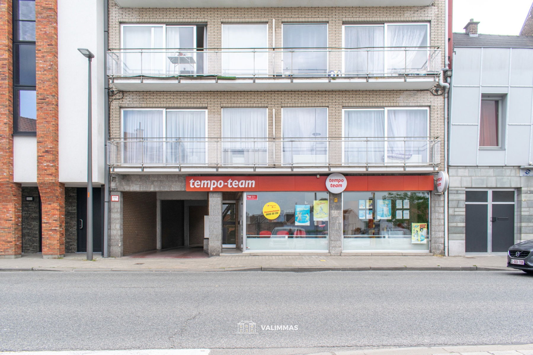 Commercieel gelegen gelijkvloerse kantoor- of handelsruimte  - foto 1