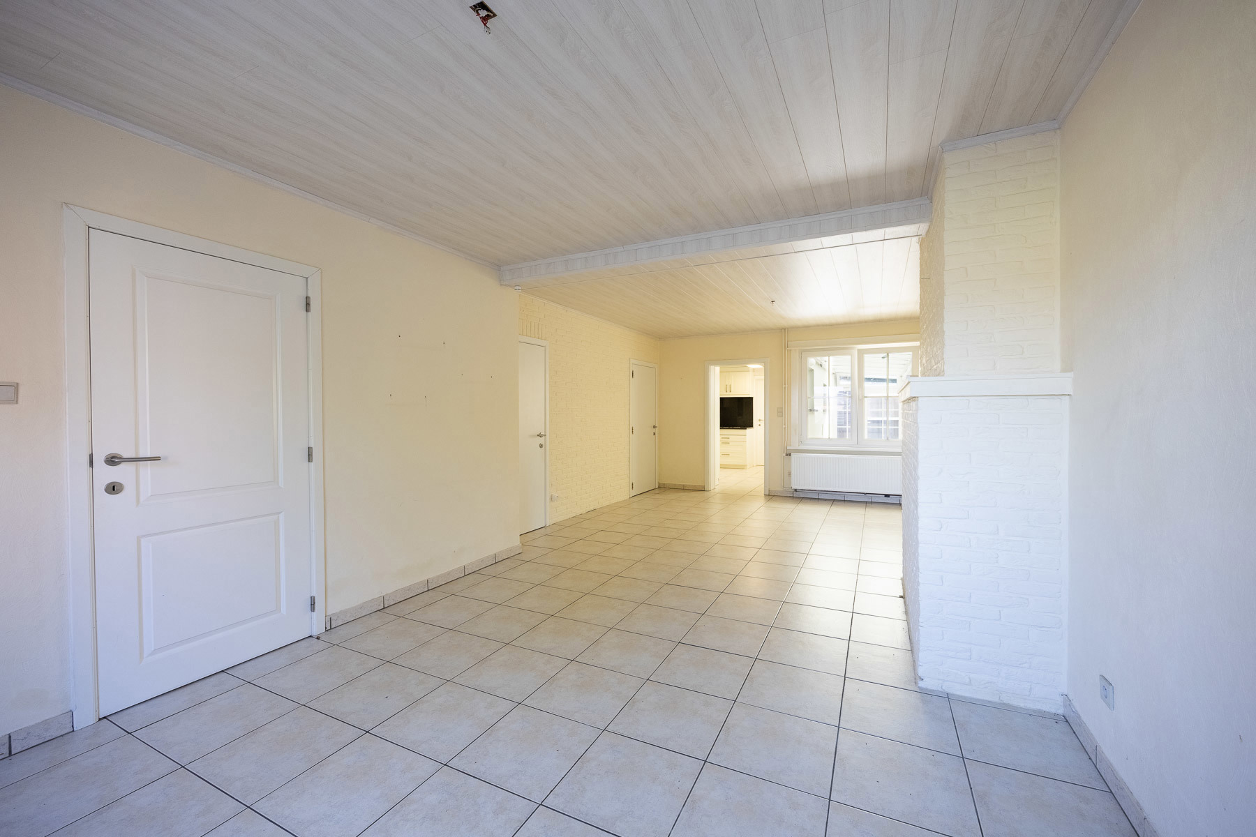 Leuke woning met grote tuin - foto 4