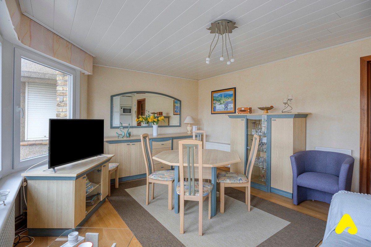 Instapklaar en stijlvol gemeubeld appartement op topligging in De Panne. - foto 4