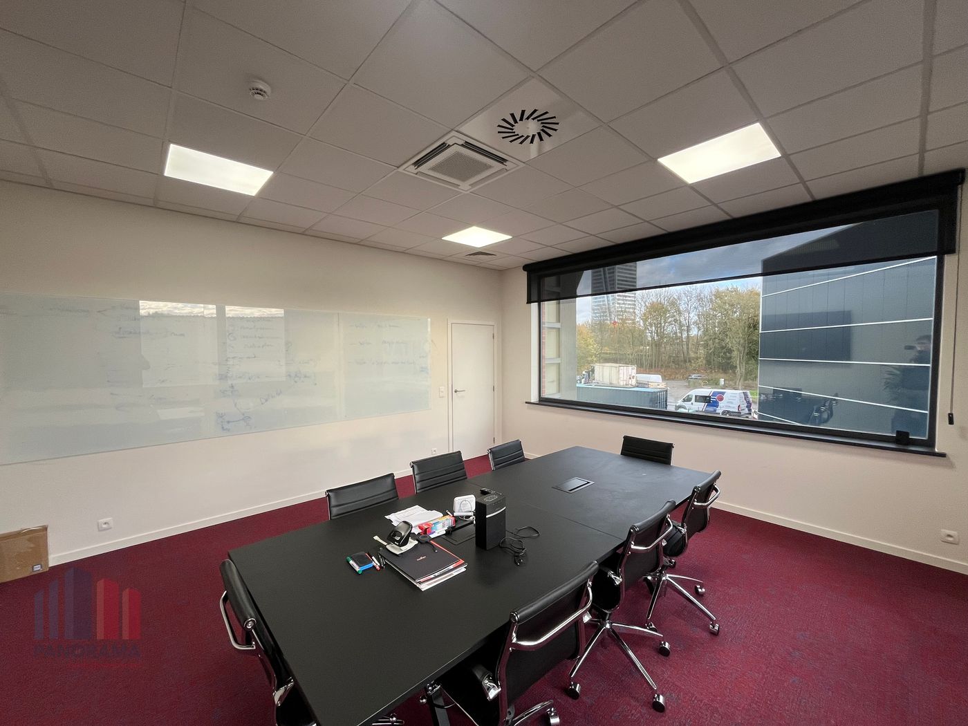 250 m² of office space AFTER the E40 motorway - photo 1