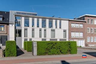 EXCELLENTE MAISON D'ARCHITECTE AVEC ÉTAGE DE BUREAU ET JARDIN FANTASTIQUE | Cette maison spacieuse est stratégiquement située sur l'axe Anvers-Boom...