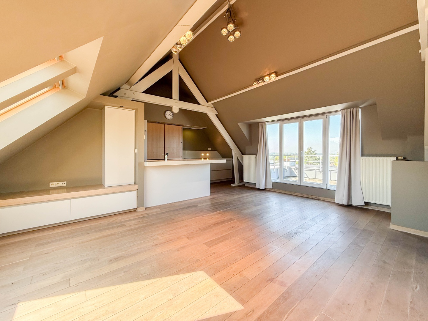 Te koop, stijlvol dakappartement (129m²) met 2 terrassen op de Markt van Gavere - foto 5