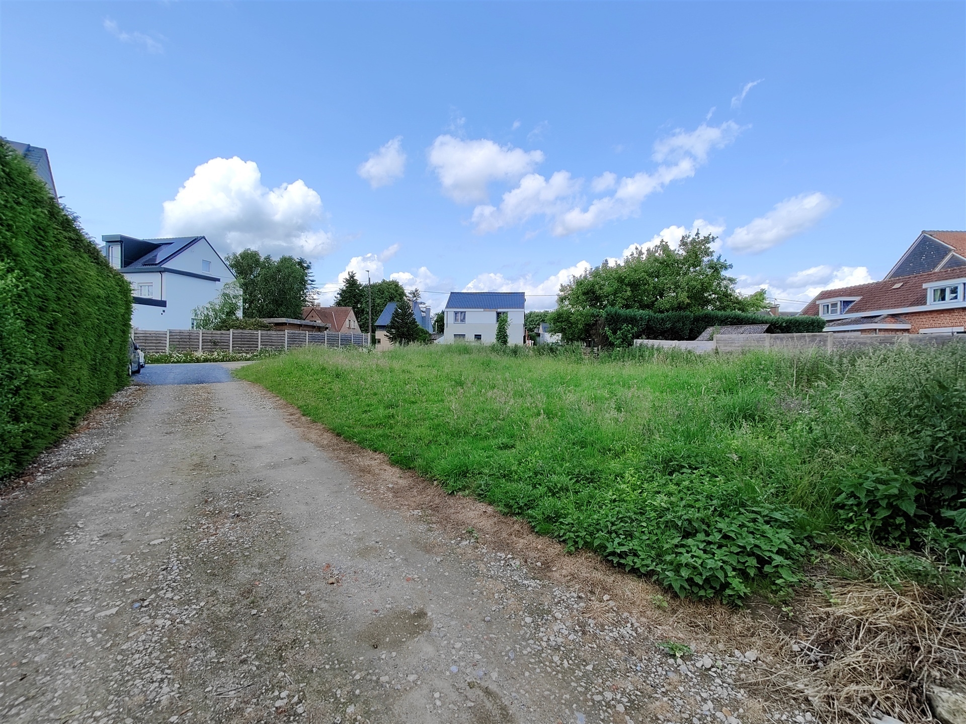 Terrain à bâtir pour une maison trois façades sur un endroit absolument privilégié à Mollem! - photo 3
