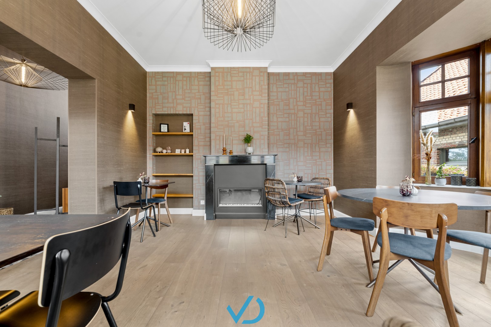 Uniek erfgoedpand met restaurant en woonst in het hart van Nieuwkerke! - foto 4