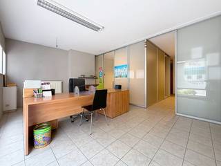 Commercial à louer à Staden