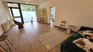LIGGING: Deze studio is gelegen in Borgerhout, makkelijk bereikbaar met auto en openbaar vervoer. Met de fiets ben je direct op jouw bestemming in...