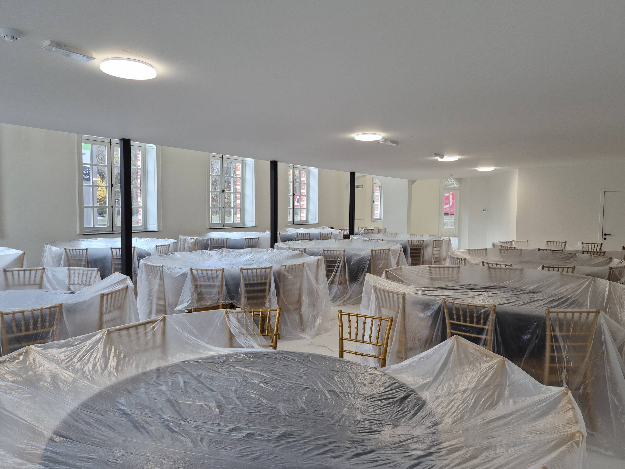 Handelsruimte in het prestigieuze Kasteel Prins Leopold - foto 5