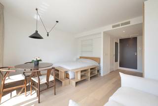 UKKEL – Met zijn 34 m² slim ingedeelde ruimte en balkon is deze nieuwe studio in het project Carré Coghen een ideale kans voor een eerste aankoop...