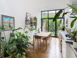 Deze volledig gerenoveerde woning met 2 slaapkamers in Mechelen combineert modern wooncomfort met een uitstekende ligging. Gelegen op een...