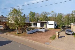 Discover this unique, architectural villa situated on a beautiful plot of no less than 18 acres in a quiet and residential neighborhood of...