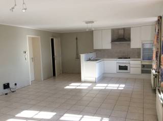 Dit appartement bevindt zich op de eerste verdieping links, in residentie "De Brouwerij", een uniek gerenoveerd industrieel gebouw.De indeling van...