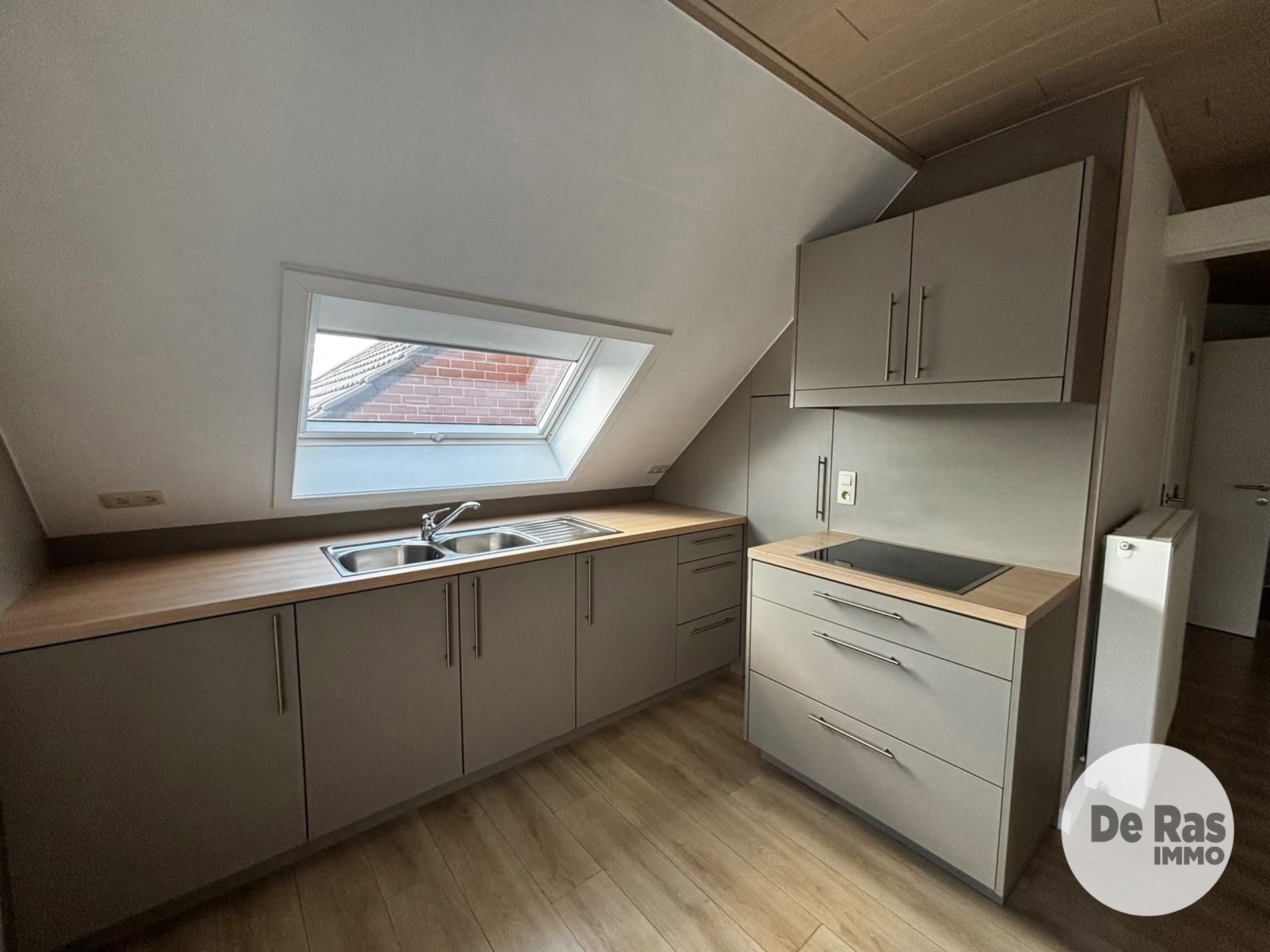 ERONDEGEM - Knus dakappartement met autostaanplaats - foto 4