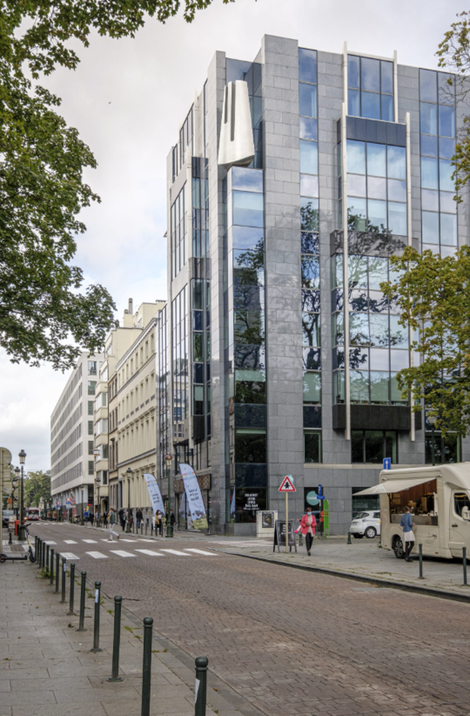 Commercial à louer à Bruxelles - photo 1