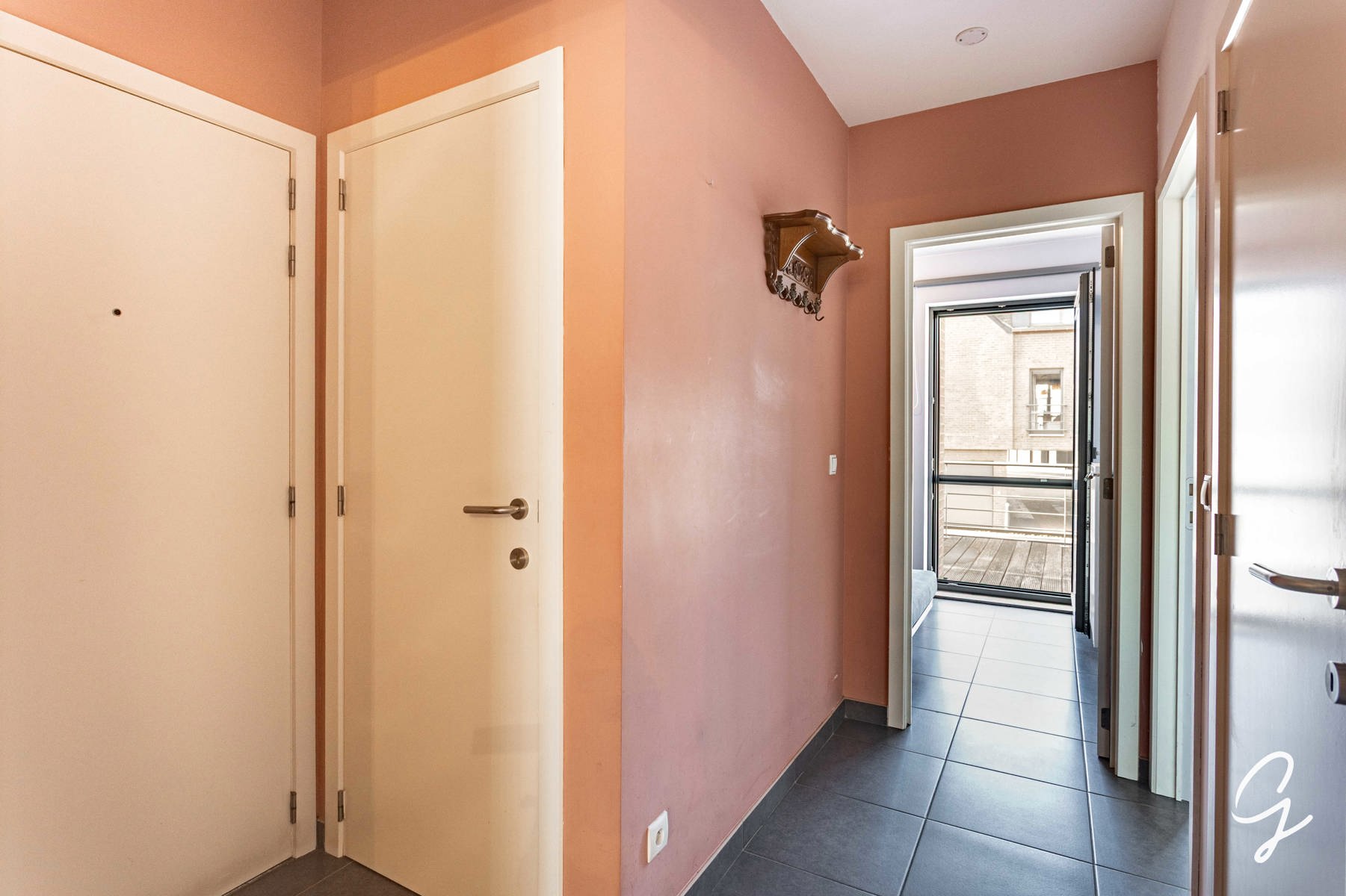 TE KOOP: Instapklaar appartement in hartje Lede. - foto 5