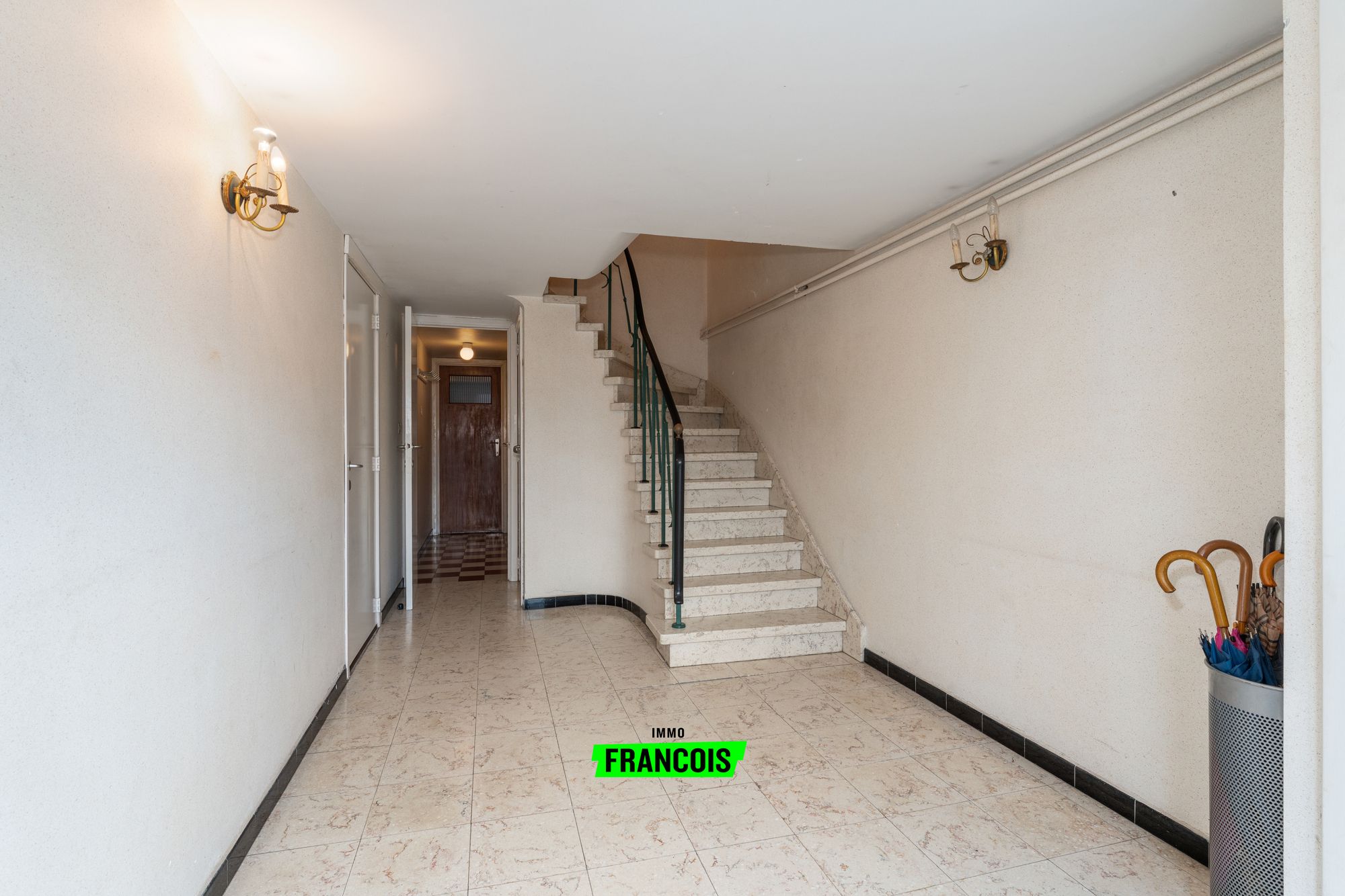 Maison à vendre à Blankenberge avec 6 chambres - photo 2