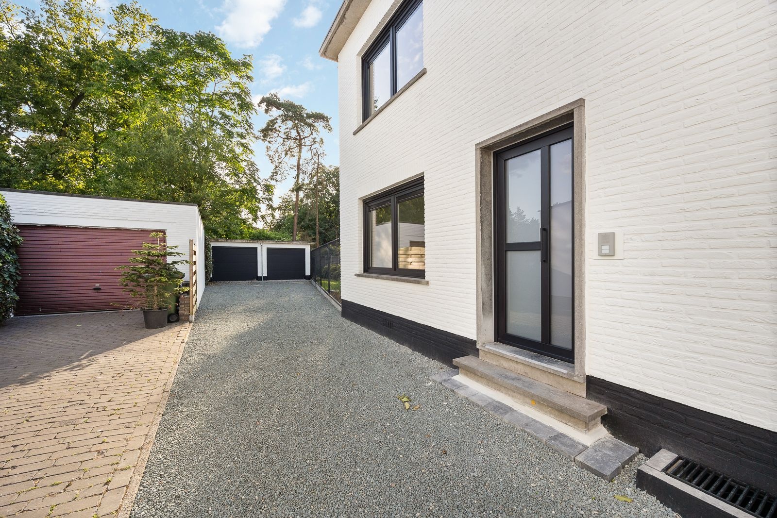 Apartment for sale in Brasschaat with 2 bedrooms - photo 4