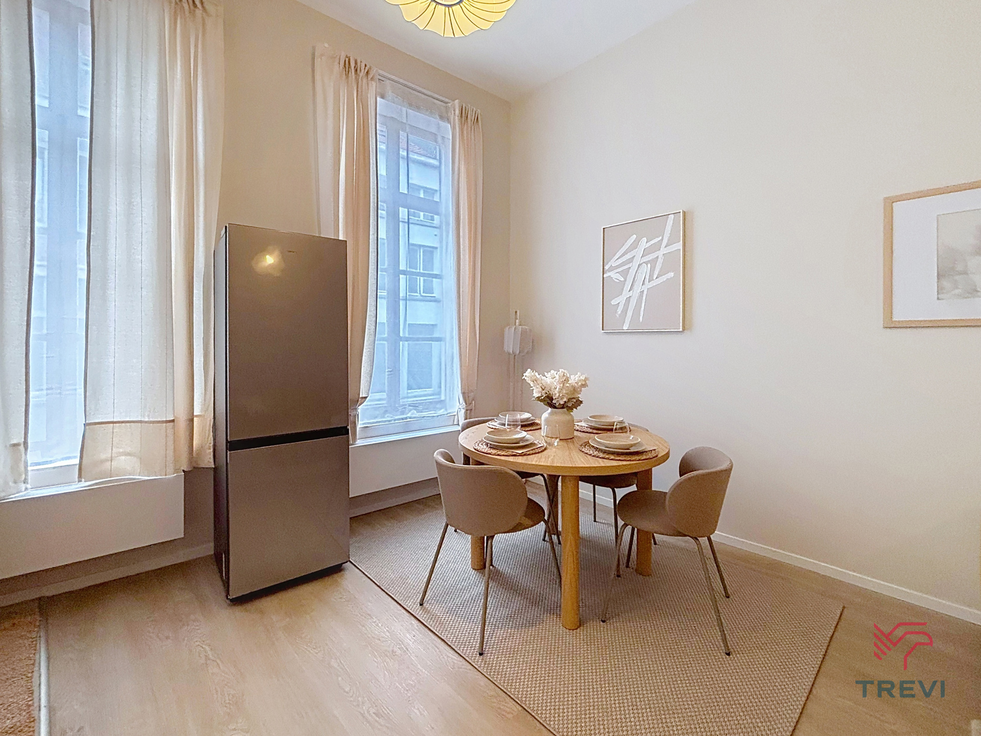 Appartement à louer à Bruxelles avec 3 chambres - photo 3