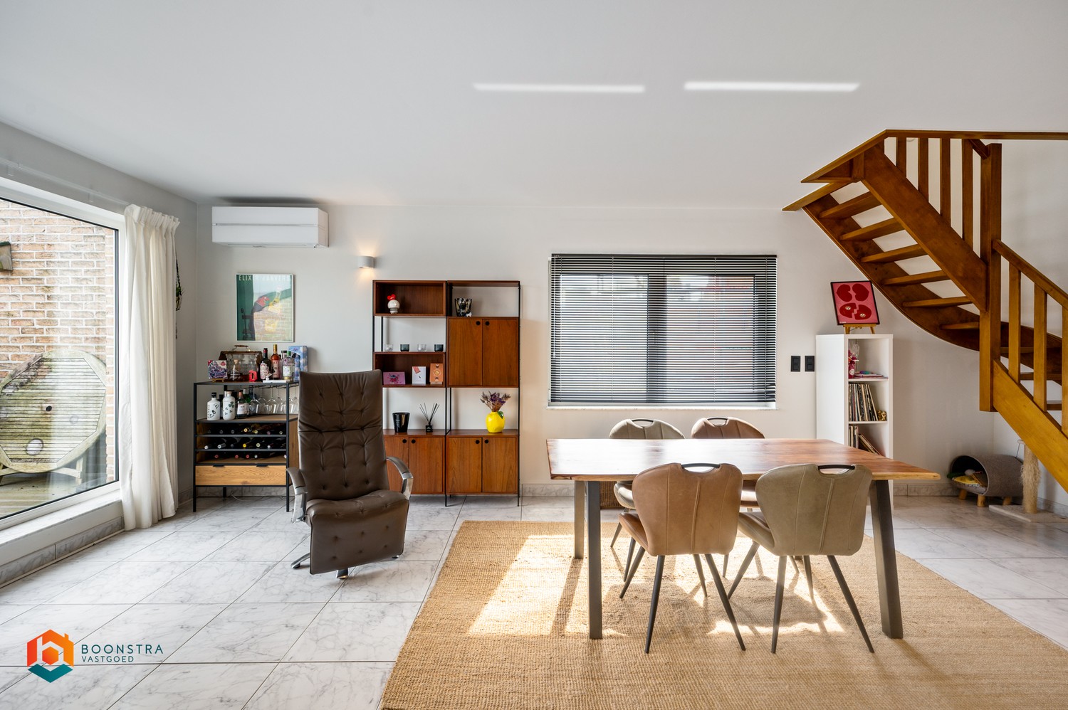 Ruim 3 slpkr app met terras en 2 garageboxen - foto 4