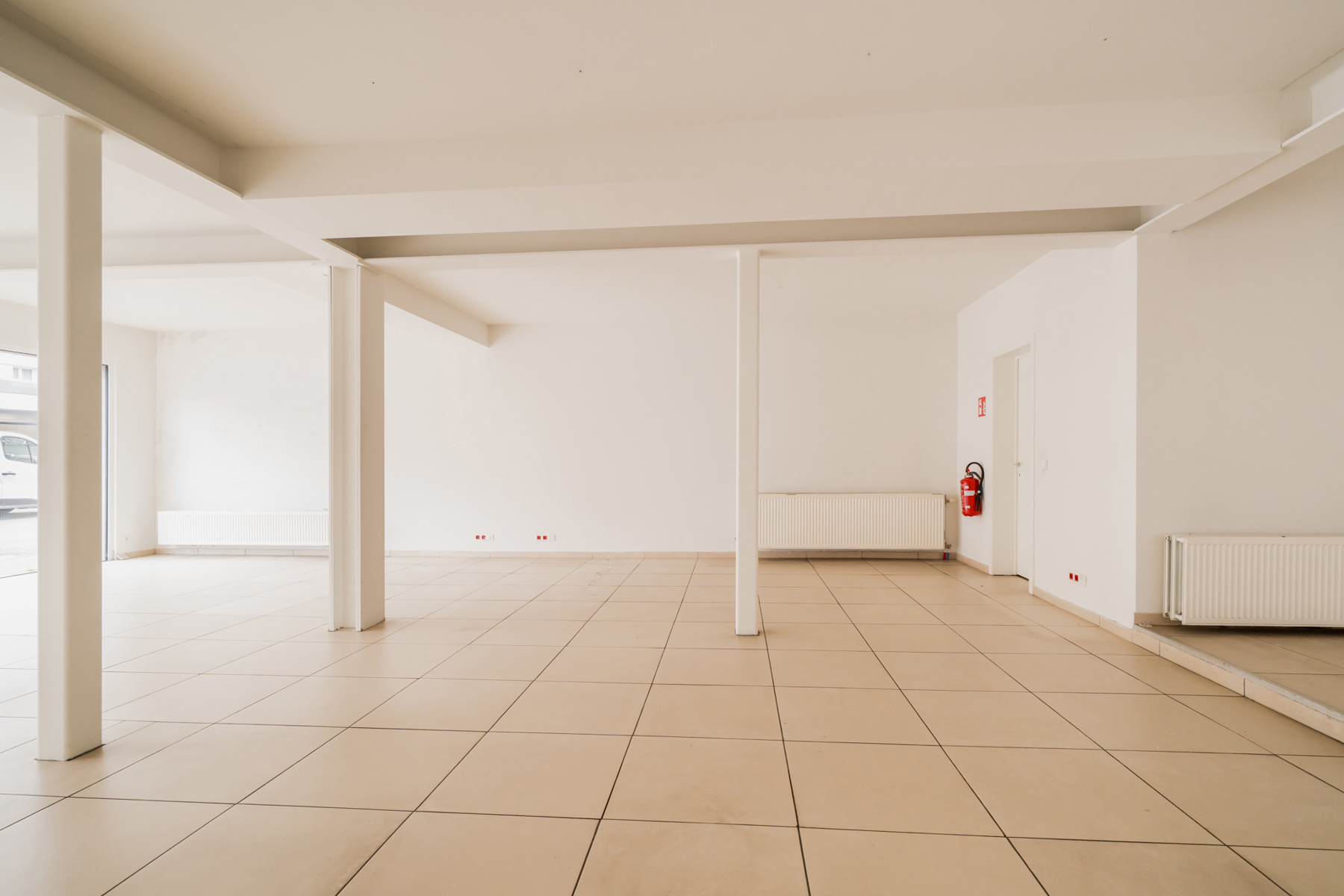 Commercieel pand met maximale visibiliteit op topligging - foto 4