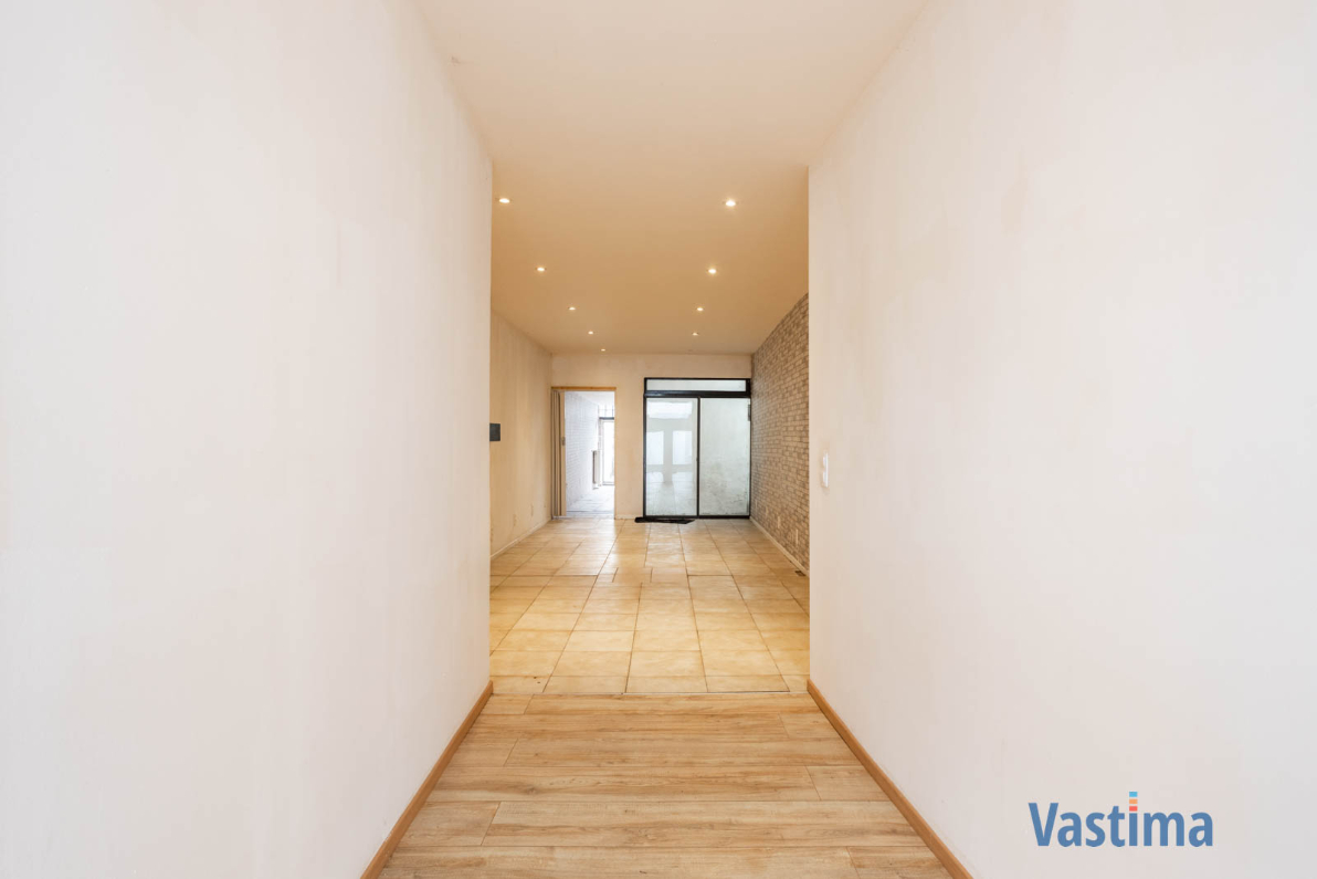 Op te frissen woning met potentieel in Erembodegem - photo 3