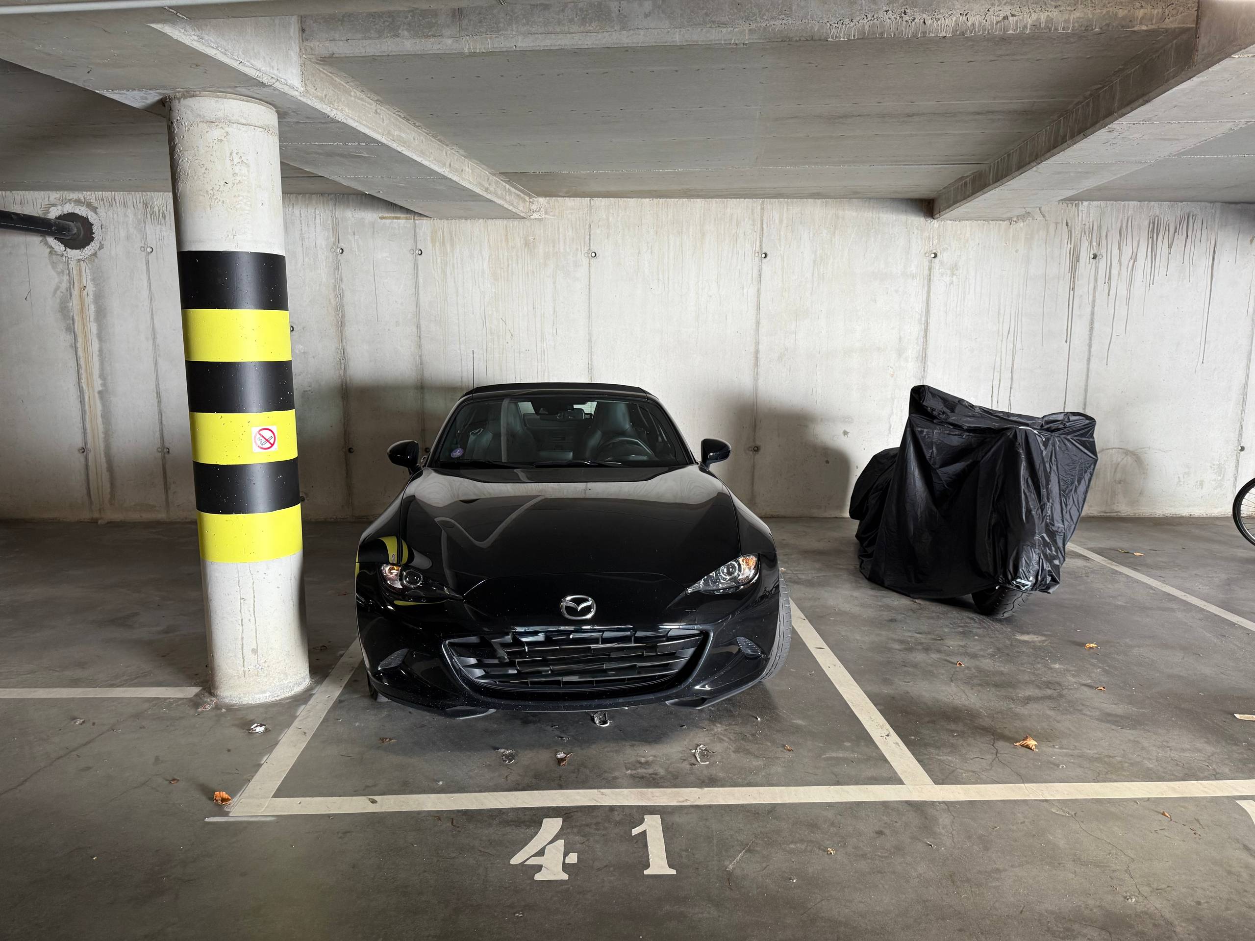 Twee ondergrondse staanplaatsen te koop in Residentie Prinsenhof te Waregem - photo 2