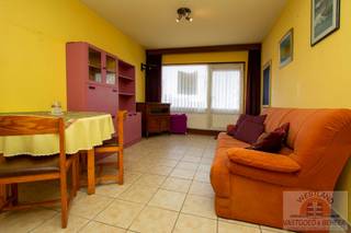 Op een goede locatie in het hart van Nieuwpoort Bad, op wandelafstand van zee, strand en winkelstraat, bieden wij dit gelijkvloers appartement...