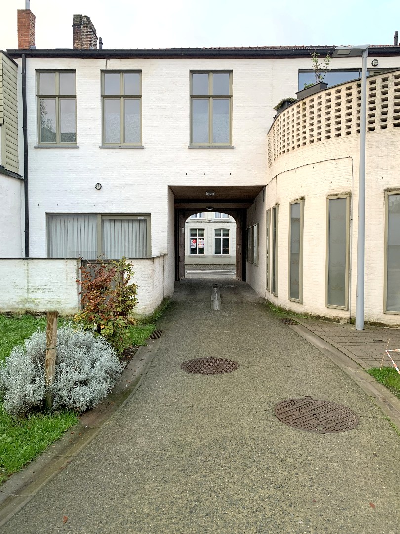 Garage for rent in Bruges - photo 4