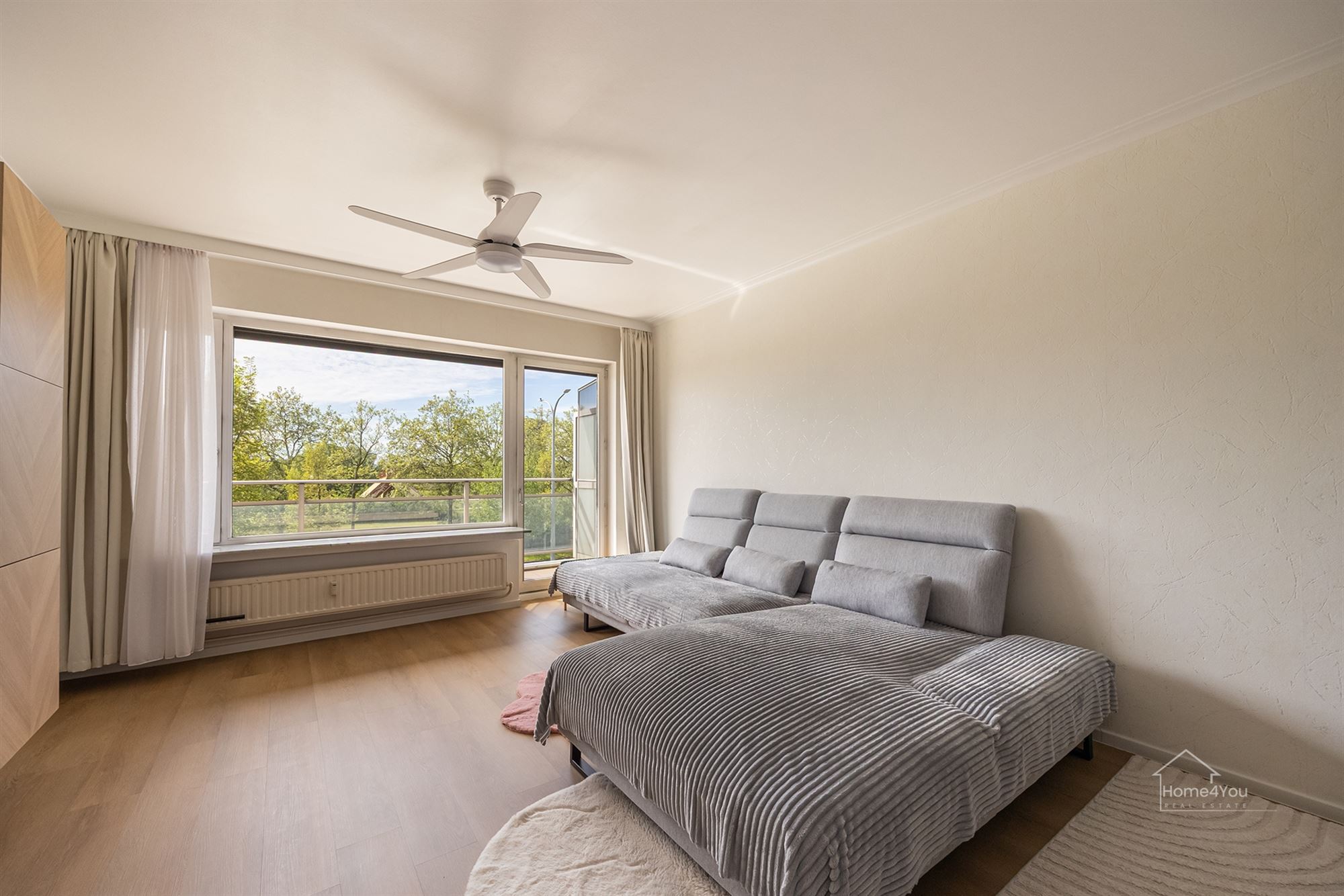 Instapklaar en lichtrijk appartement met 3 slaapkamers - foto 3