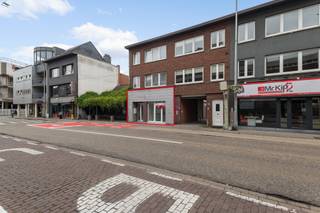 Commercial à louer à Mol