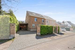 Instapklare halfopen bebouwing met EPC A op toplocatie in SchildeWelkom in deze verzorgde halfopen bebouwing, gelegen in de Louis Marienlaan 28 te...