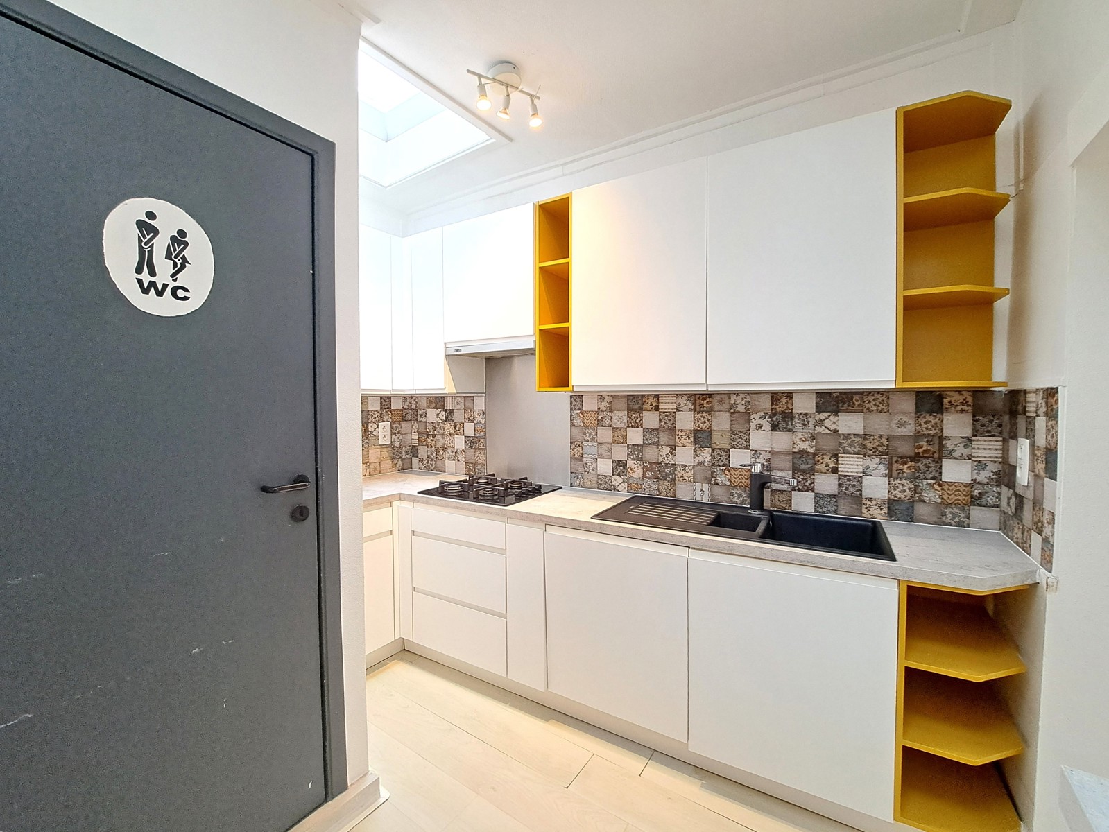 FIJNE WONING MET 2 SLAAPKAMERS IN "HET LOOKS" - foto 5