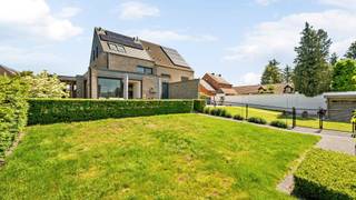 Are you looking for a spacious, move-in ready home where comfort, privacy, and an excellent location come together? This energy-efficient family home in the popular Sint-Lambrechts-Herk offers a generous 276 m² of usable space (source EPC) and is the ideal home base for families who prioritize space and quality.<br /><br />The home is located in a quiet and child-friendly neighborhood with easy access to Hasselt city center, schools, shops, and major roads. Sint-Lambrechts-Herk is known for its green surroundings, pleasant residential quality, and excellent accessibility.<br /><br />Inside, you'll enjoy bright living spaces and a practical layout that perfectly suits contemporary family life. The home features 5 full-sized bedrooms and two bathrooms, ensuring comfort for the entire family.<br /><br />Outside, this property also has a lot to offer. The plot is fully fenced and secured with a stylish electric access gate that provides extra privacy and security. The beautifully landscaped garden is a wonderful place to relax, while the covered terrace invites cozy moments in every season.<br /><br />Additionally, the home has a wooden carport, a garden shed, and a usable attic that provides extra storage or expansion possibilities.<br /><br />Specifics<br />Energy-efficient home<br />276 m² of usable space (source EPC)<br />5 spacious bedrooms<br />2 bathrooms<br />Practice/office space<br />Fully fenced plot<br />Electric access gate<br />Carport<br />Covered terrace<br />Landscaped garden<br />Wooden garden shed<br />Usable attic<br />Quiet location near Hasselt