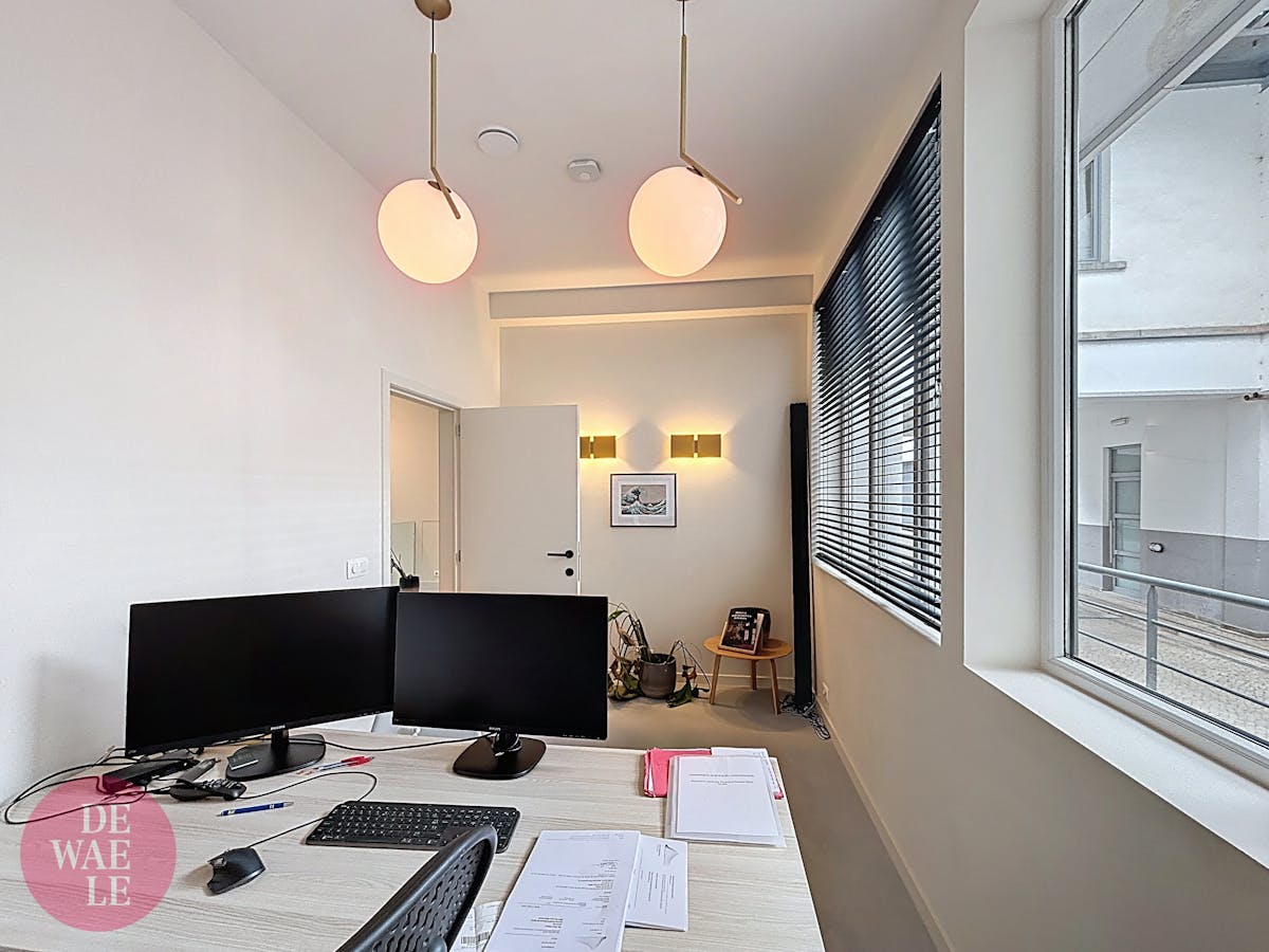 Moderne en ruime kantoorruimte te huur – 170 m² in Molenbeek - foto 5