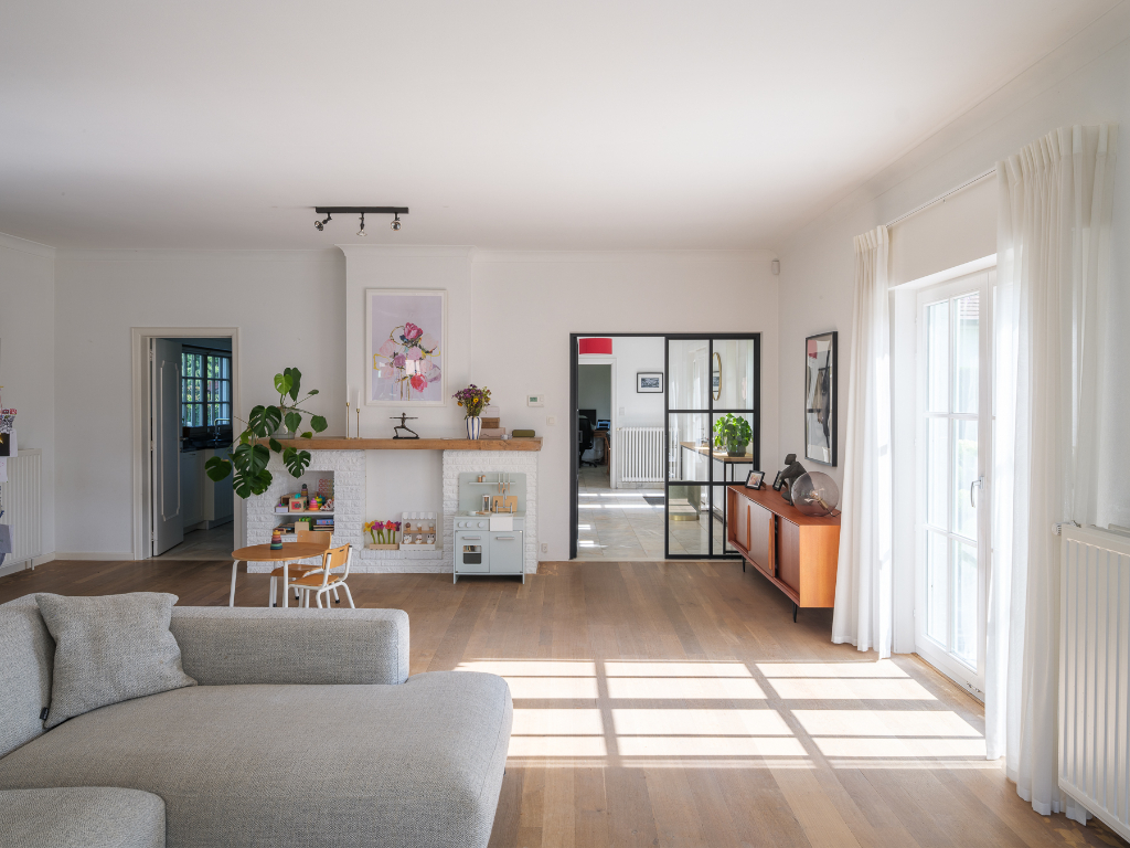 Bijzonder ruime (385 m²) en instapklare villa rustig gelegen in Astene - photo 5