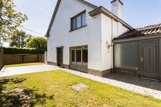 House for sale in Asse